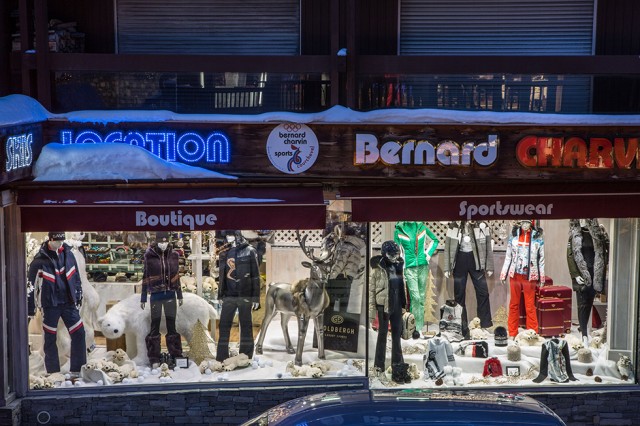 Ski snowboard equipment, sportswear, designer accessories Courchevel 1850 - Bernard Charvin Sports